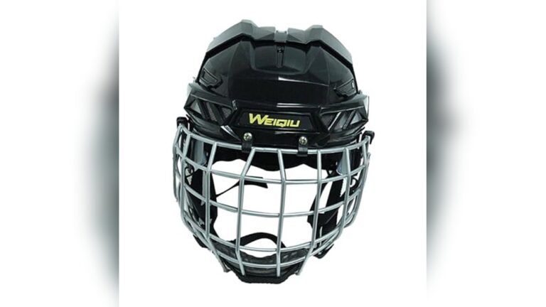 Best Hockey Helmet 12 Years Old